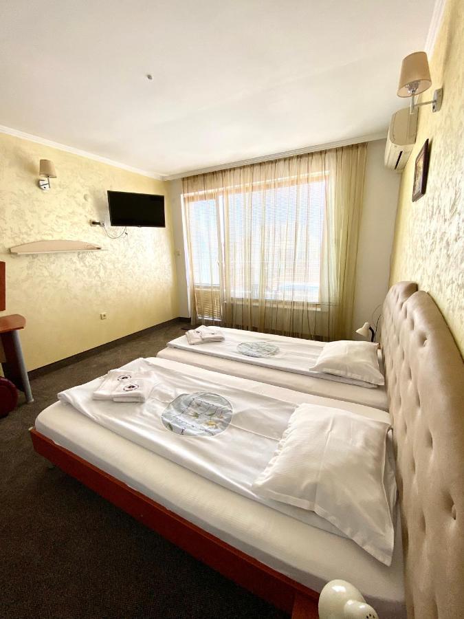 Family Hotel The Golden Fish 索佐波尔 外观 照片