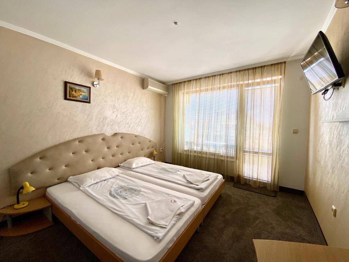 Family Hotel The Golden Fish 索佐波尔 外观 照片