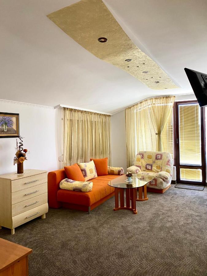 Family Hotel The Golden Fish 索佐波尔 外观 照片