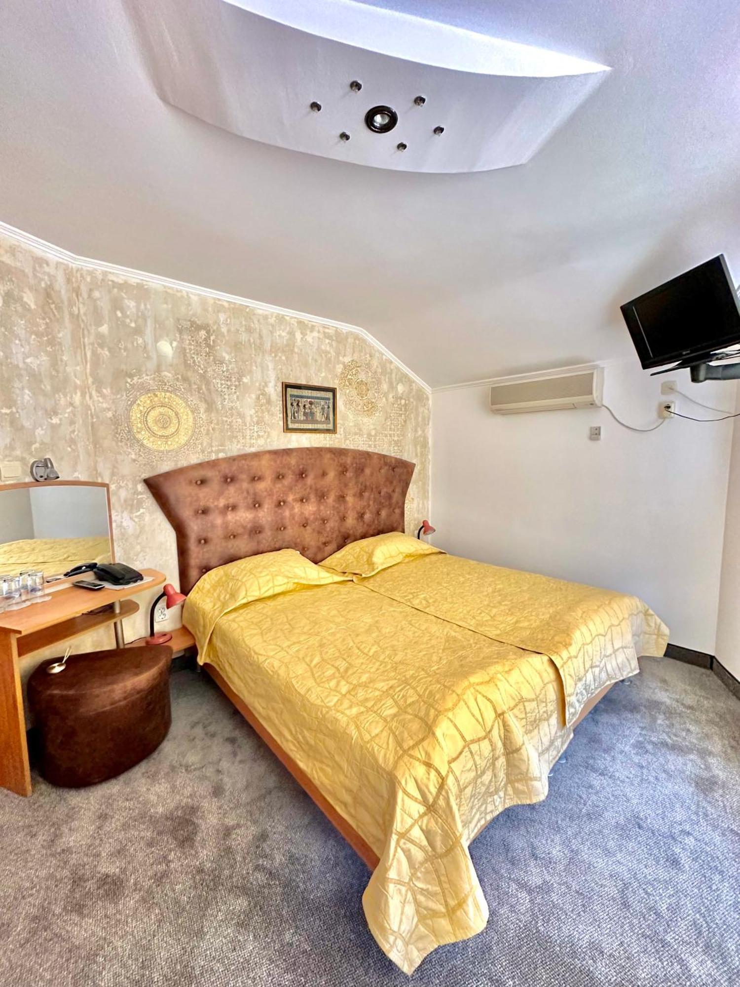 Family Hotel The Golden Fish 索佐波尔 外观 照片