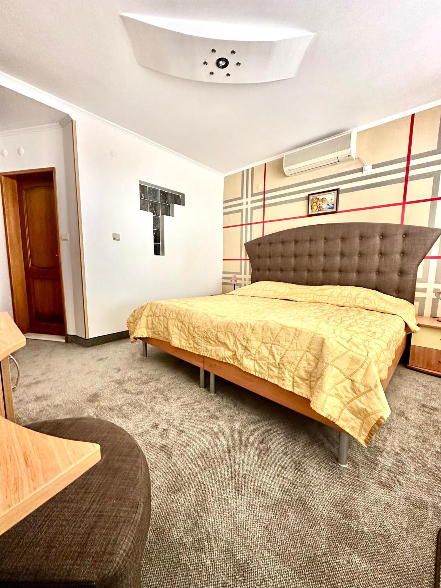 Family Hotel The Golden Fish 索佐波尔 外观 照片