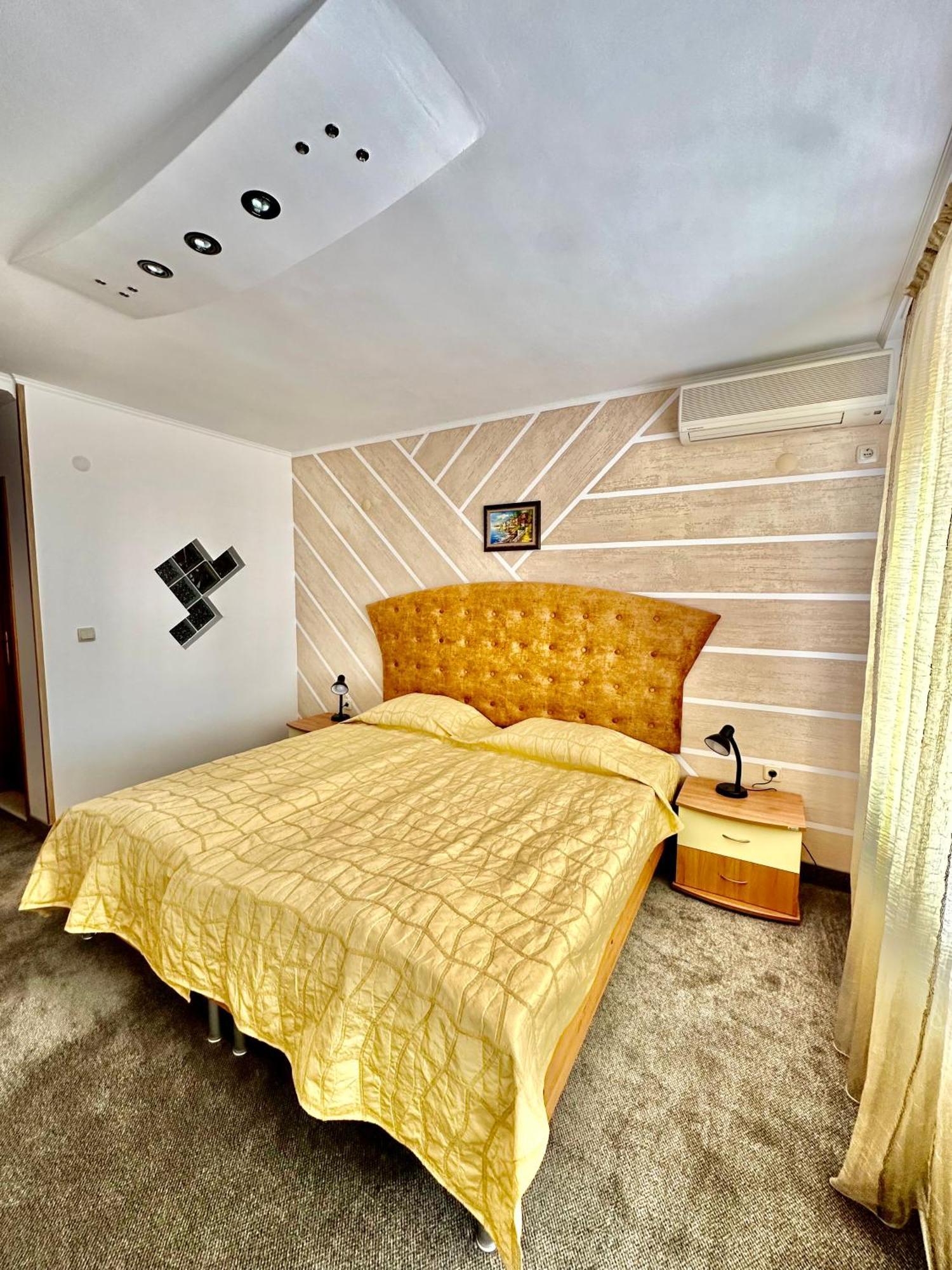 Family Hotel The Golden Fish 索佐波尔 外观 照片
